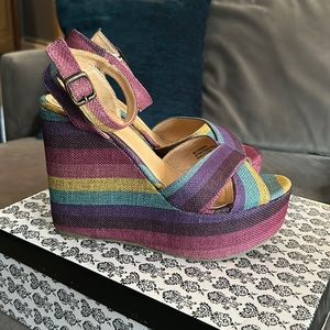 Rainbow Platforms New w/Box, women’s size 8